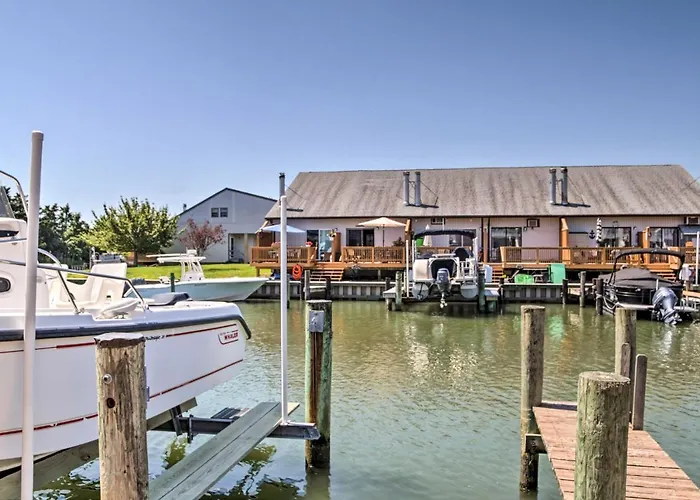 Holiday home Pool Access, Near Beach! Waterfront Ocean Gem Ocean City